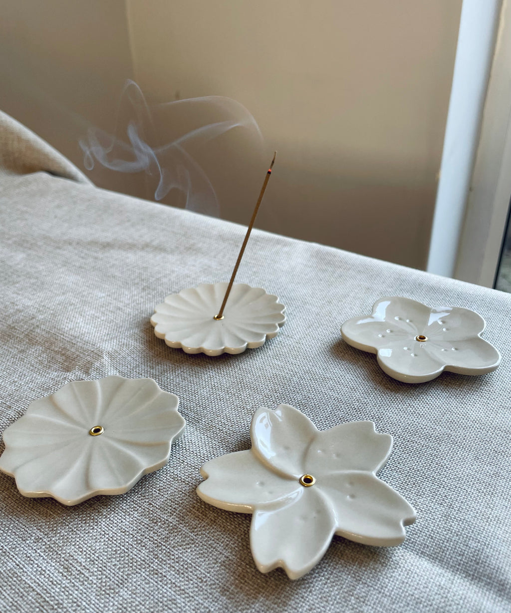 Japanese Style Flower Shaped Incense Stick Holder